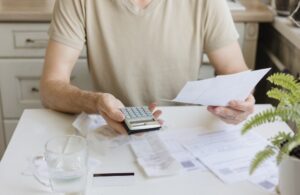 ¿Cómo pagar los préstamos estudiantiles rápidamente?